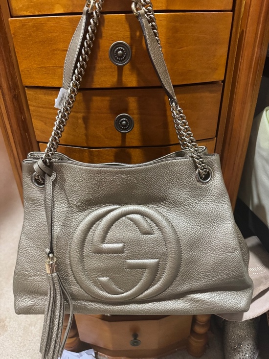Gucci Handbags - Gucci Silver Gray Soho Chain-Trim Leather Tote